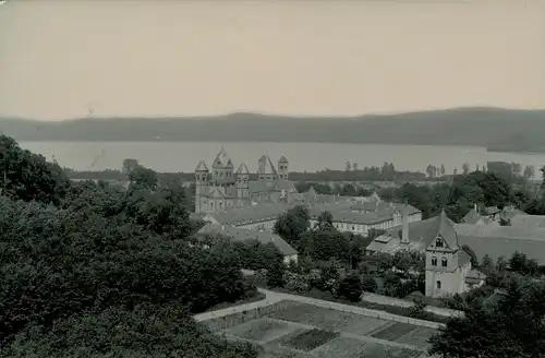 Foto Glees in der Eifel, Abtei Maria Laach, Laacher See