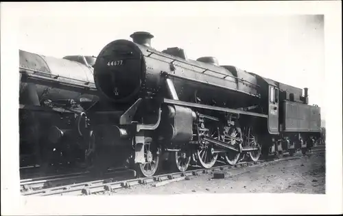 Foto Britische Eisenbahn, LMS Class 5, Nr. 4677, Dampflok, 4-6-0