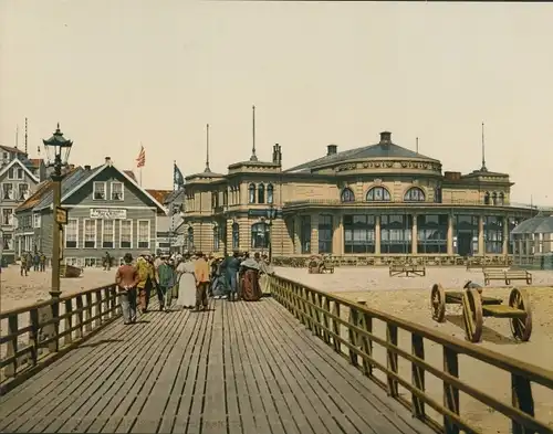 Foto Helgoland in Schleswig Holstein, Strandpartie mit Steg