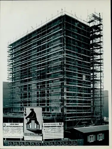 Foto Berlin Kreuzberg, Baustelle, Hochhaus im Bau, Lenz Bau, Kottbusser Tor, GSW