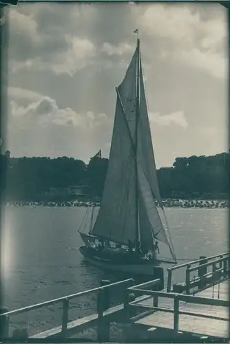 Foto Ostseebad Göhren auf Rügen, Abendstimmung, Segelboot an der Seebrücke