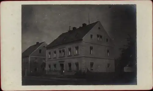 Foto Zschopau im Erzgebirge Sachsen, Straßenpartie mit Wohnhaus