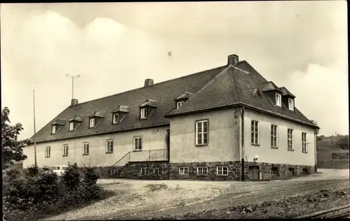Ak Teichwolframsdorf in Thüringen, Jugendherberge Geschwister Scholl, Außenansicht