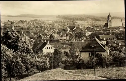 Ak Neustadt an der Orla, Blick vom Kalkofen, Panorama. Kirchturm