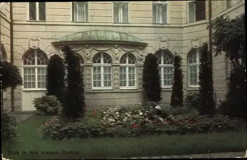 Ak Nürnberg in Mittelfranken, Grand Hotel Fürstenhof, Blick in den inneren Garten