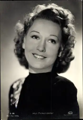 Ak Schauspielerin Heli Finkenzeller, Portrait