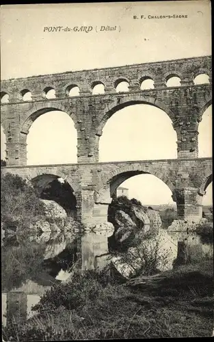 Ak Vers-Pont-du-Gard Gard, Pont du Gard, römischer Aquädukt