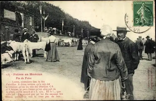 Ak Morvan Côte d’Or, Une Foire