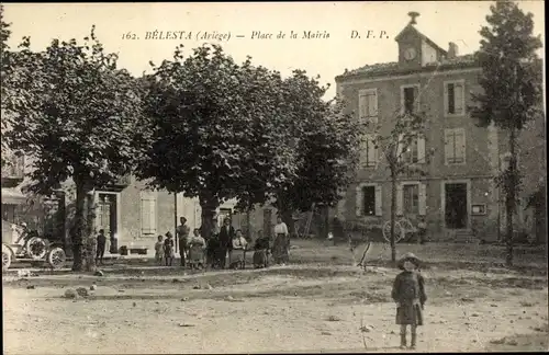 Ak Bélesta Ariège, Place de la Mairie