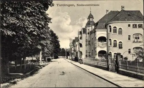 Ak Tuttlingen an der Donau Württemberg, Neuhauser Straße