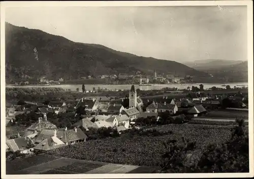 Ak Rossatz Arnsdorf in Niederösterreich, Gesamtansicht, Im Hintergrund Dürnstein