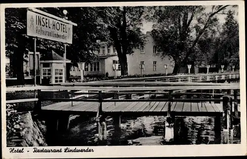 Ak Berlin Zehlendorf Nikolassee, Insel Hotel und Restaurant Lindwerder, Anlegestelle