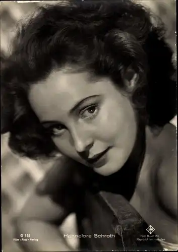 Ak Schauspielerin Hannelore Schroth, Portrait, UFA