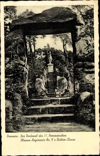 Ak Demmin in Vorpommern, Denkmal des II. Pommerschen Ulanen-Regiment Nr. 9 von Richter-Elsner