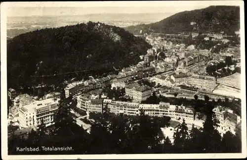 Ak Karlovy Vary Karlsbad Stadt, Totalansicht der Ortschaft
