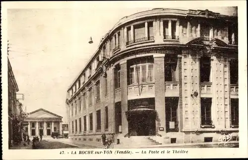 Ak La Roche sur Yon Vendee, La Poste et le Theatre