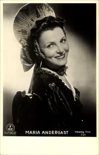 Ak Schauspielerin Maria Andergast, Portrait in Tracht, FBZ Verlag
