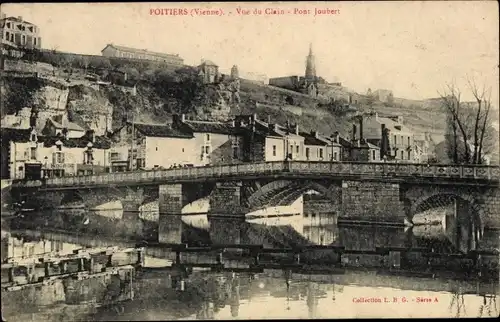 Ak Poitiers Vienne, Vue du Clain, Pont Joubert