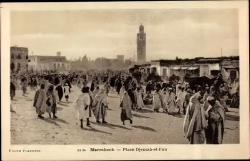 Ak Marrakesch Marokko, Place Djemaa-en-Fna, Minarett