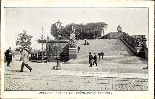 Ak Dresden Altstadt, Treppe zur Brühlschen Terrasse