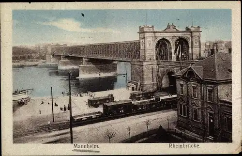 Ak Mannheim in Baden, Rheinbrücke, Straßenbahn