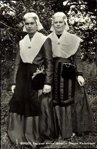 Ak Borger Drenthe Niederlande, Zwei Frauen in Volkstrachten