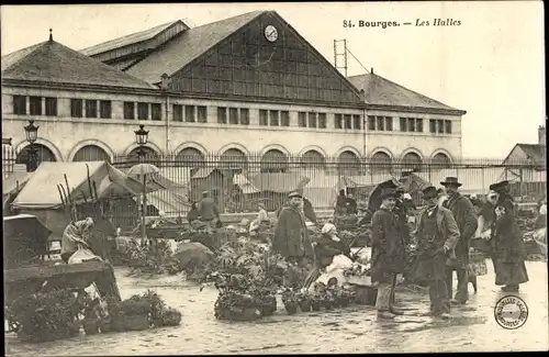 Ak Bourges Cher, Les Halles, Marktplatz