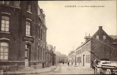 Ak Oignies Pas de Calais, La Rue Jean Jaures