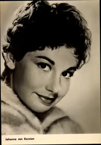 Ak Schauspielerin Johanna von Koczian, Agatha lass das Morden sein, Portrait