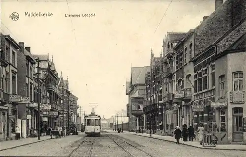 Ak Middelkerke Westflandern, Leopoldlaan, Straßenbahn