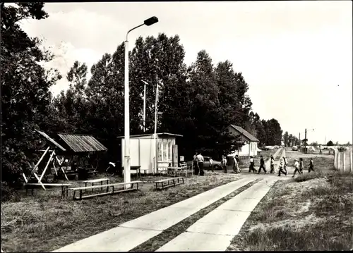 Ak Pruchten in Vorpommern, Zeltplatz, Anmeldung, Passanten