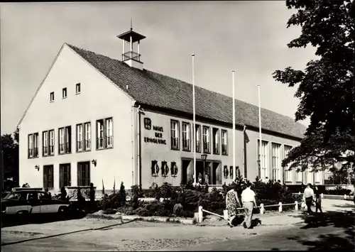 Ak Ostseebad Ahlbeck Heringsdord auf Usedom, Haus der Erholung, FDGB Erholungsheim