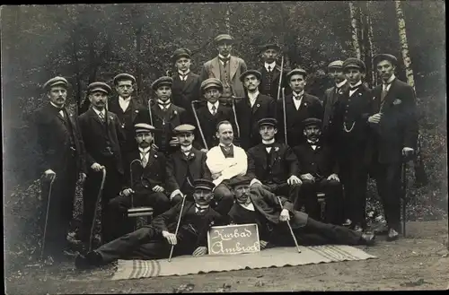 Foto Ak Ambrock Hagen in Westfalen, Kurbad Ambrock, Männer mit Spazierstöcken, Gruppenbild