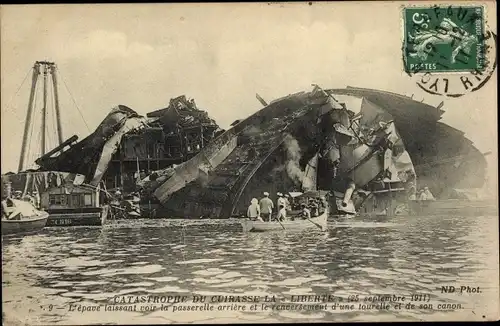 Ak Französisches Kriegsschiff, Catastrophe du Liberte, 1911