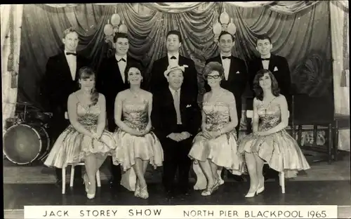 Foto Blackpool Lancashire England, Jack Storey Show, North Pier 1965, Komiker mit Zuschauern
