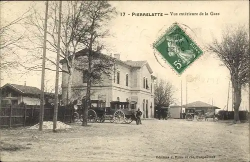 Ak Pierrelatte Drome, La Gare, Kutsche