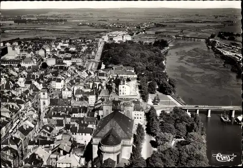 Ak Thionville Diedenhofen Lothringen Moselle, Le Centre et les bords de la Moselle