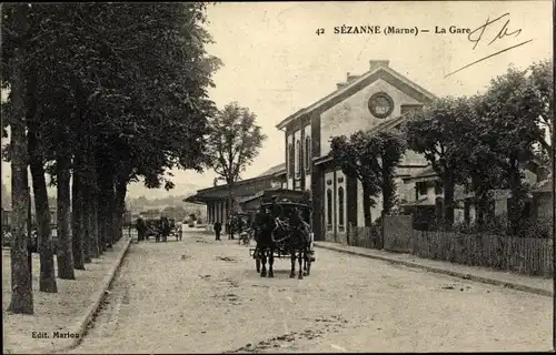 Ak Sézanne Marne, La Gare