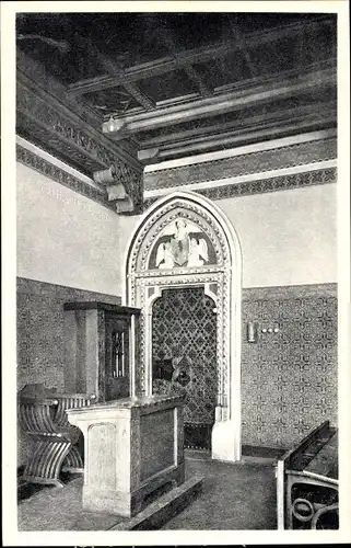 Ak Berndorf an den Triesting Niederösterreich, Volks- und Hauptschulen, Lehrzimmer im gotischen Stil