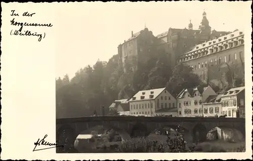 Foto Ak Weilburg im Lahntal, Brückenpartie, Blick zum Schloss, Drogerie