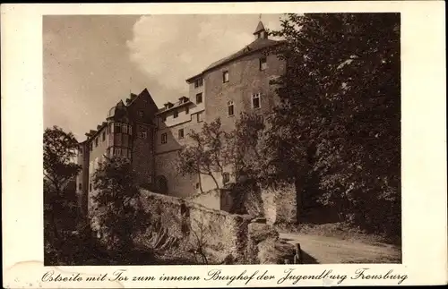 Ak Freusburg Kirchen an der Sieg, Ostseite mit Tor Jugendburg Freusburg