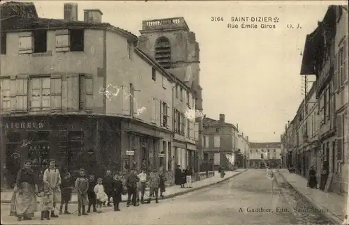 Ak Saint Dizier Haute Marne, Rue Emile Giros