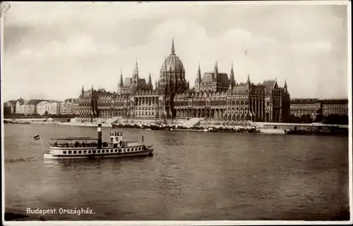 Ak Budapest Ungarn, Parlamentsgebäude von der Donau aus, Dampfer