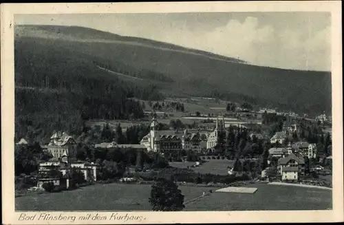 Ak Świeradów Zdrój Bad Flinsberg Schlesien, Totalansicht mit dem Kurhaus