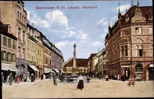 Ak St Johann Saarbrücken im Saarland, Marktplatz, Geschäfte, Brunnen