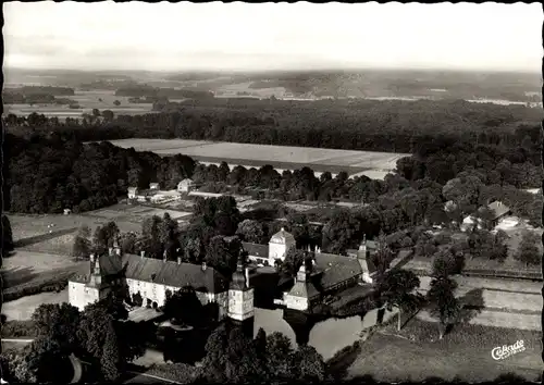 Ak Lembeck Dorsten in Westfalen, Schloss Lembeck, Fliegeraufnahme