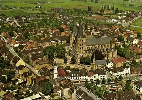 Ak Xanten am Niederrhein, Stadt. und Römisches Amphitheater