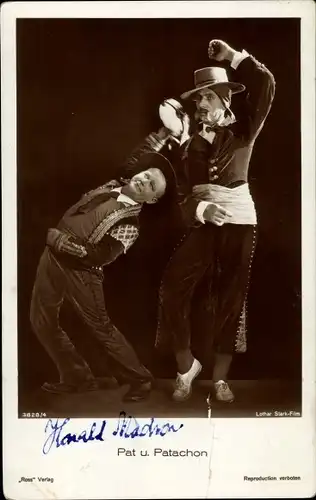 Ak Komikerduo Pat und Patachon, Carl Schenstrøm, Harald Madsen, Autogramm