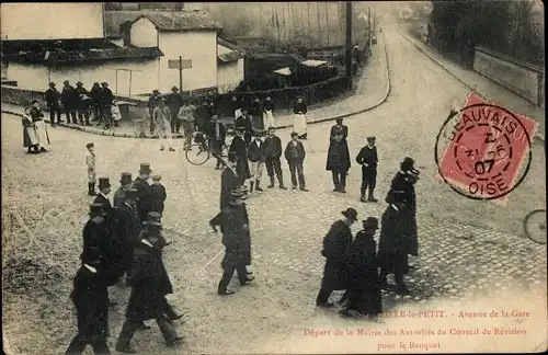 Ak Oise, Avenue de la Gare, Depart de la Mairie des Autorites du Conseil de Revision pour le Banquet