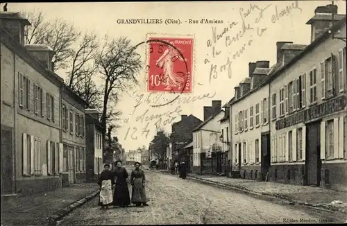 Ak Grandvilliers Oise, Rue d'Amiens